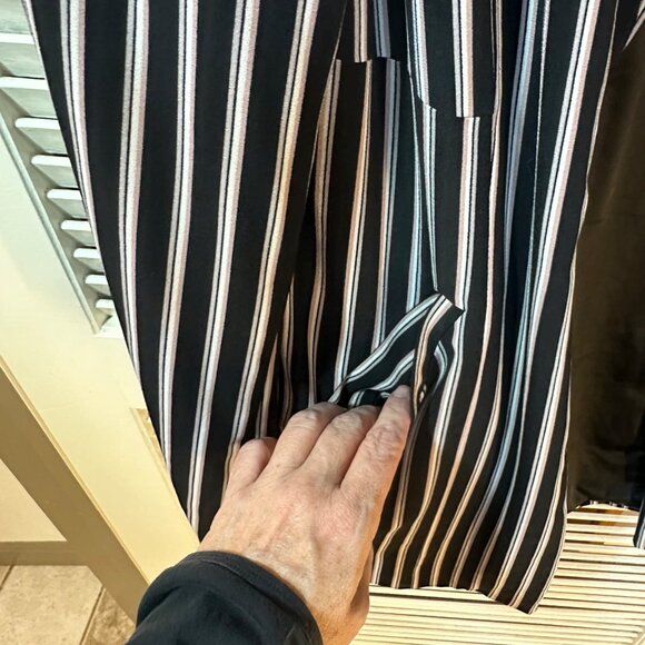 Torrid Black Pinstripe Longline Single-Button Blazer – Women’s Size 1X - Picture 2 of 12